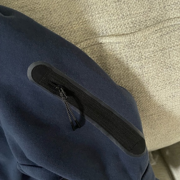 Navy Nike tech xl - Picture 3 of 6